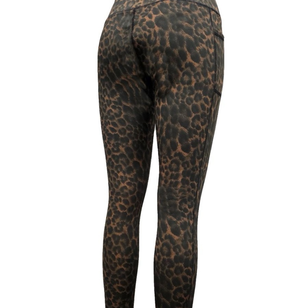 NWT Small LegEnd Leopard Printed 7/8 Legging with Pocket - Picture 2 of 4